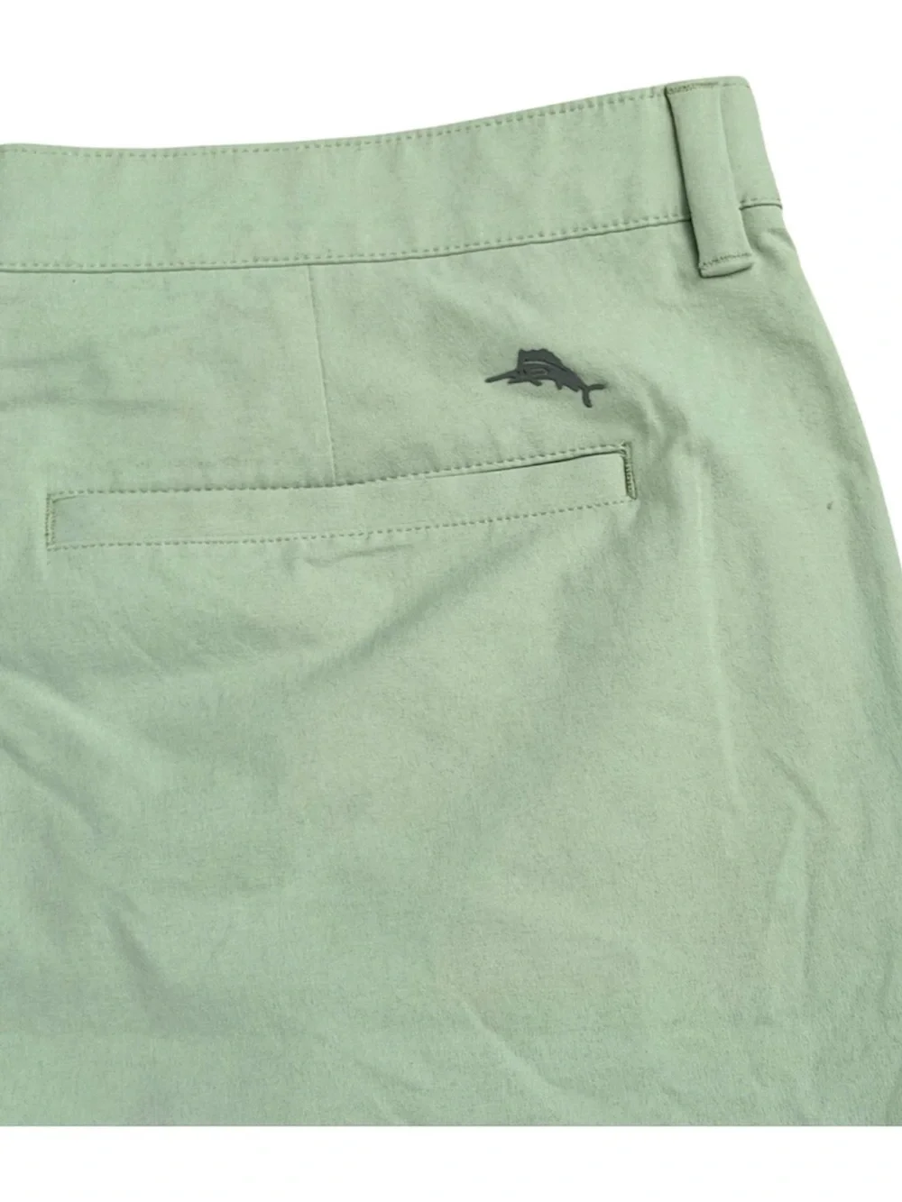 Tommy Bahama Men’s Green 5 pockets Solid Chino Flat Front Shorts 9 Inch Inseam